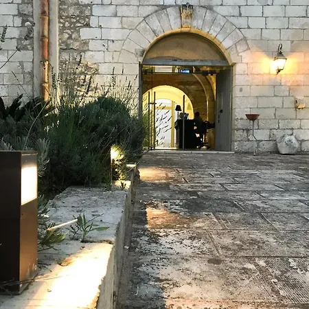Masseria Giovanni Фермерский дом *